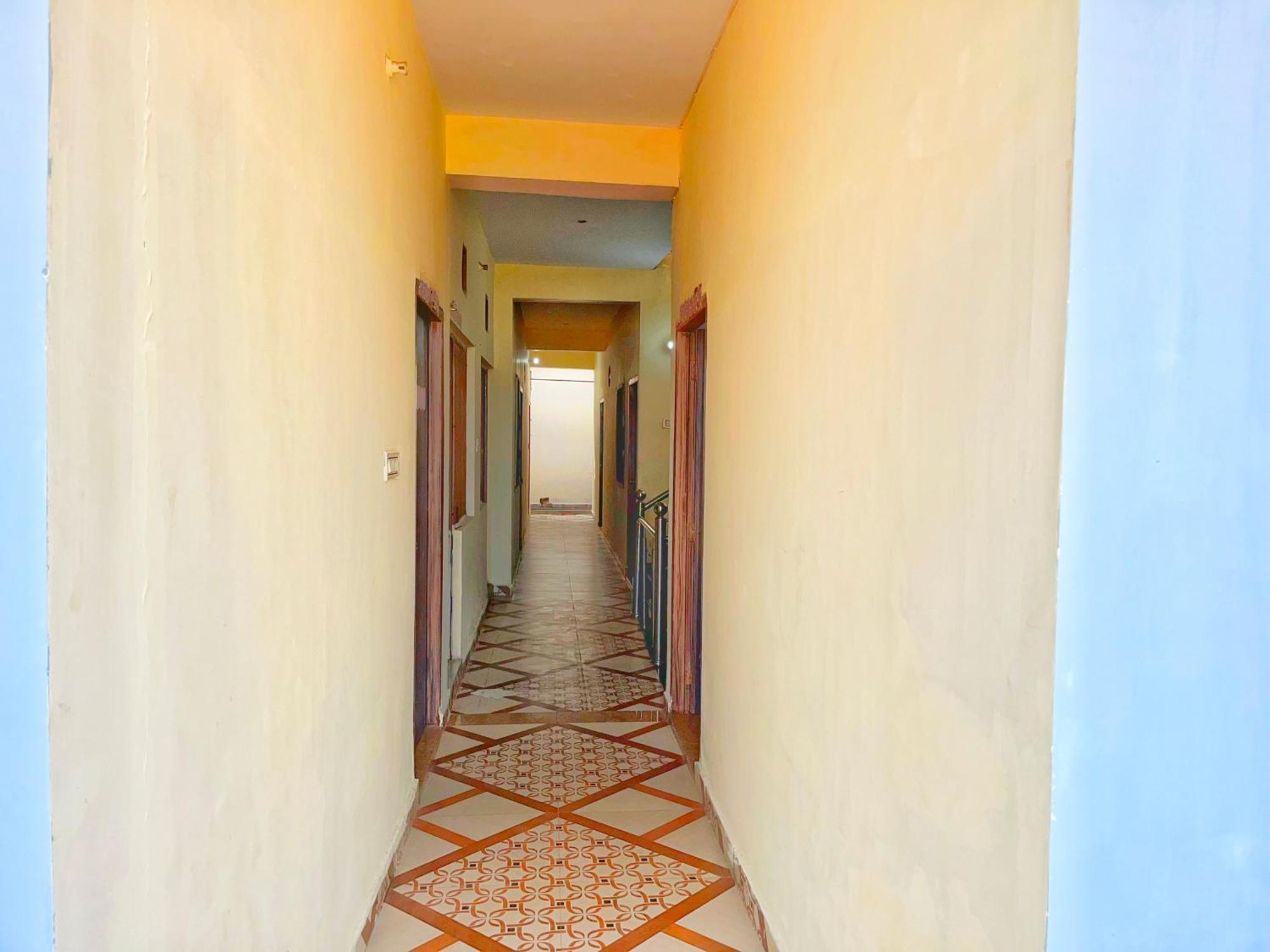 Balaji Homestay Mathura In Vrindavan Экстерьер фото