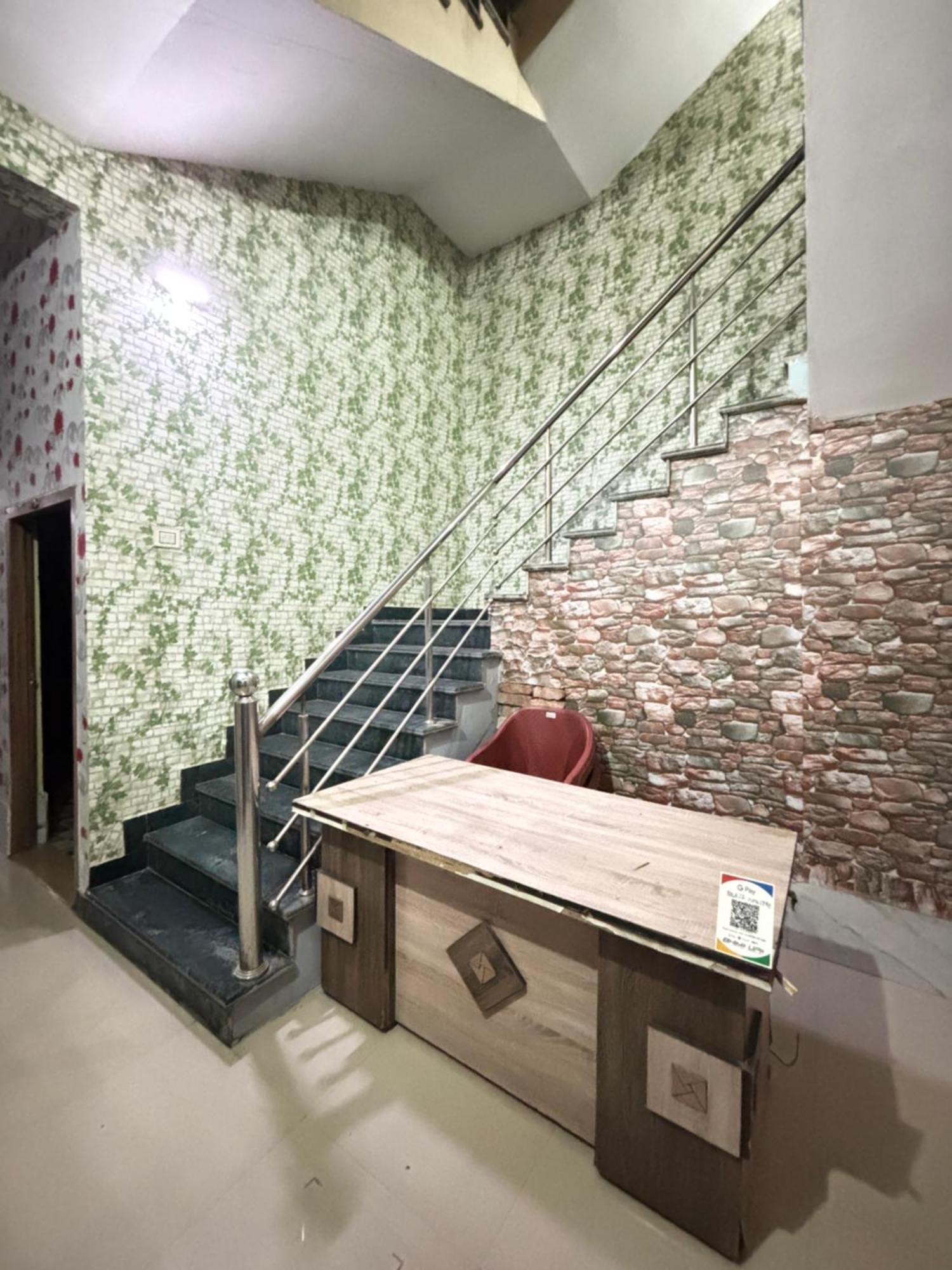 Balaji Homestay Mathura In Vrindavan Экстерьер фото